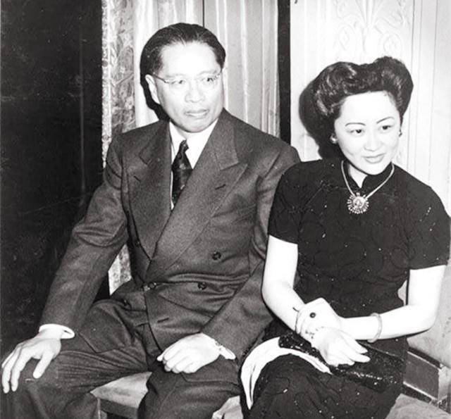 宋子文叫叔叔,第二次叫哥哥,第三次改口叫亲爱的_盛爱颐_唐瑛_感情
