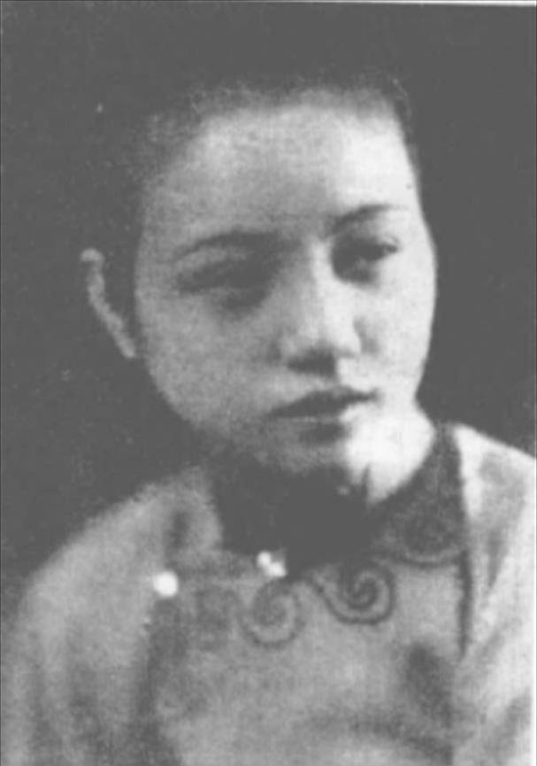 遗产仅剩20块无钱办丧,葬礼场面却比父亲的还盛大_袁世凯_母亲_女子