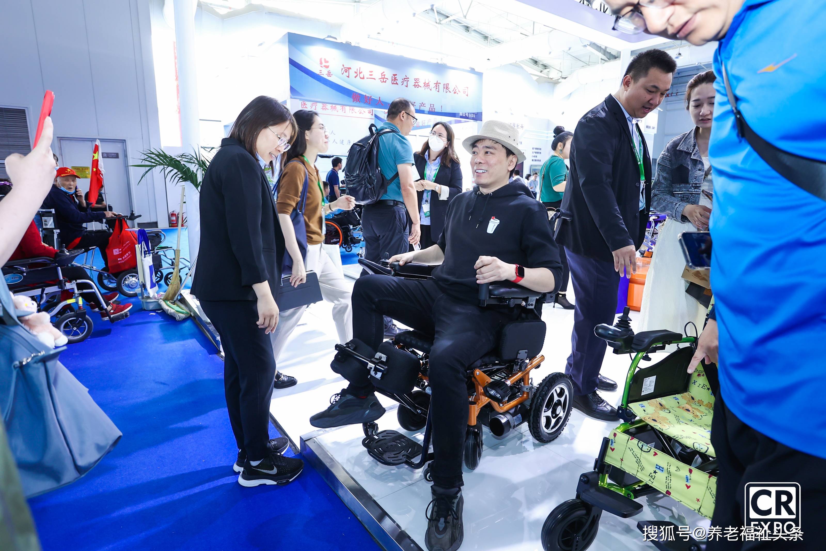 在轮椅上重建生活,脊髓损伤者和他们的"希望之家"_杜鹏_北京市_唐占鑫