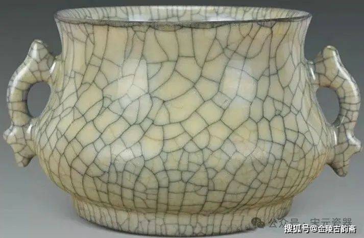 宋代哥窑官窑簋式炉鉴赏