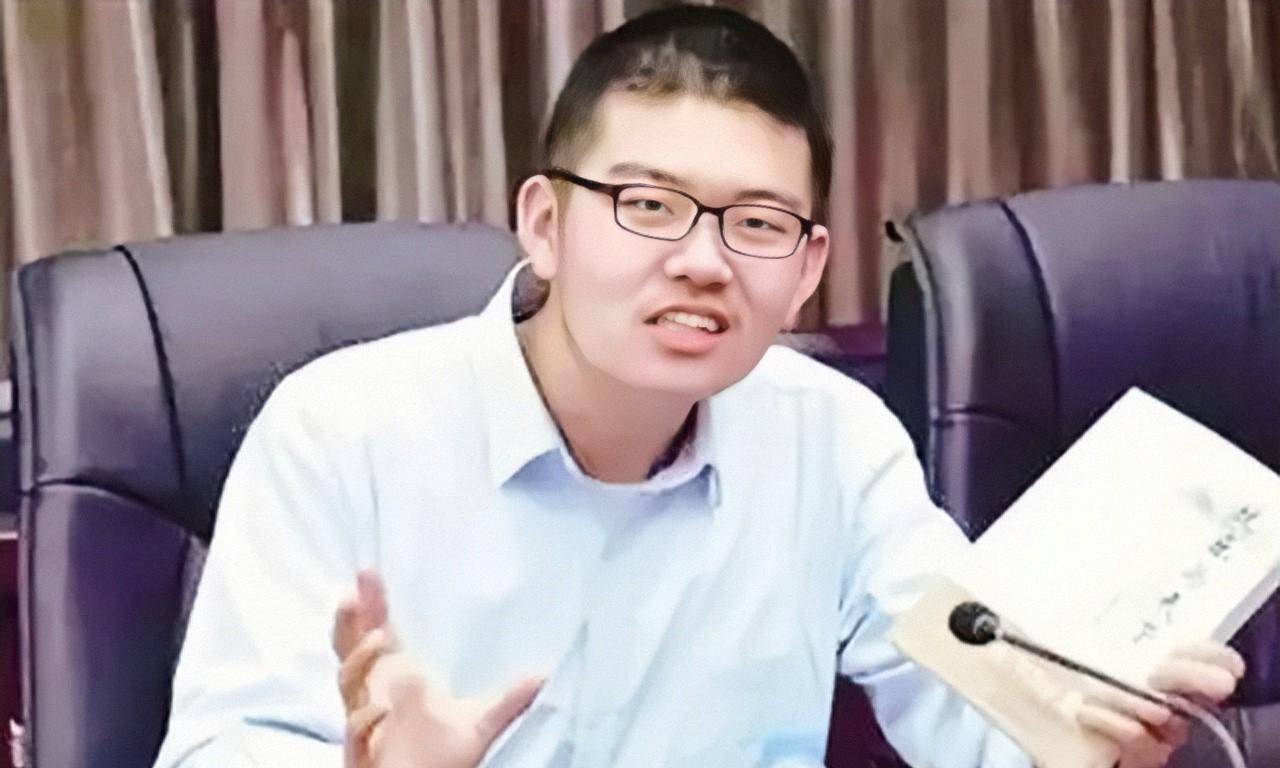 原创天才少年林嘉文16岁出书18岁留遗言后跳楼未来没吸引力