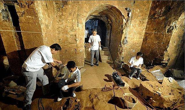 曹操墓:难解的谜团_三国_高陵_奸雄