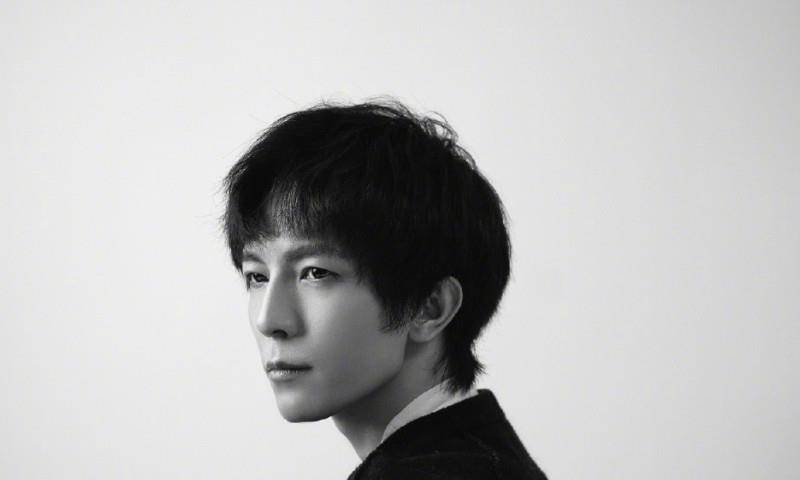 原创郭敬明被网友恶意泼脏水抄袭无法洗白为证清白发毒誓