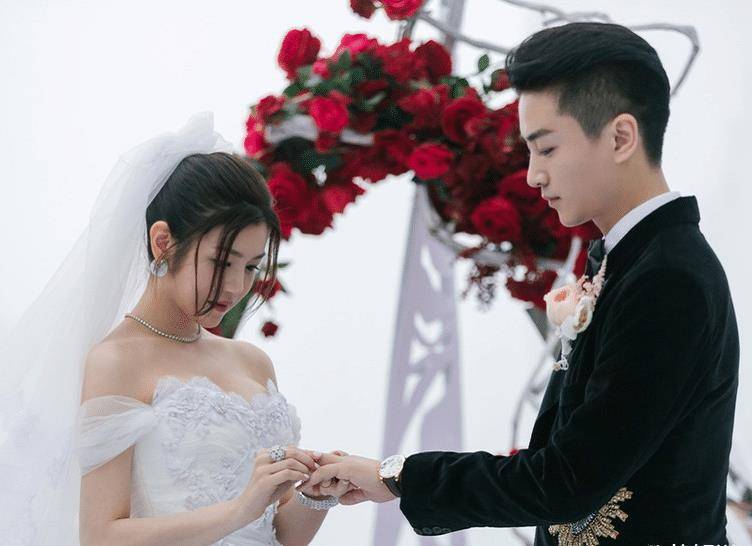 原创陈妍希参加浪姐2陈晓转发错老婆的动态感情如何一目了然