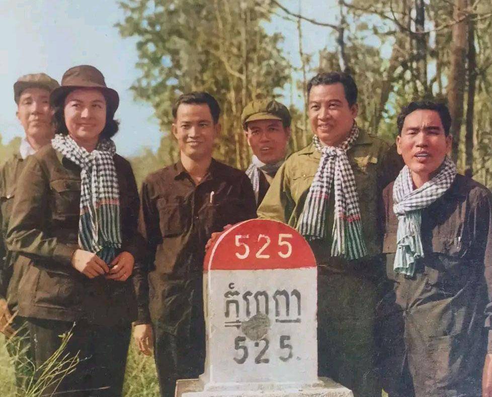 原创西哈努克说乔森潘是机会主义者但是乔森潘却没有韩桑林幸福