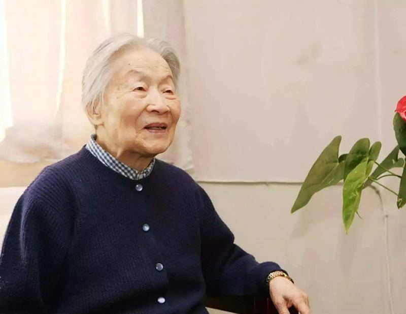 杨绛:独生女走在前面,87岁开始独居,遗产无人继承_钱钟书_钱瑗_杨荫榆