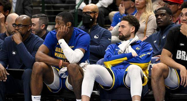 原创连续33次命中独行侠主场击败勇士加福德称霸双端表现