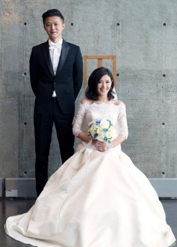 苏慧伦刚刚嫁入孙府,就当了一个七岁女孩的后妈,因为孙益民是个二手男