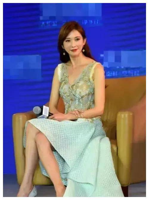 50岁林志玲新写真曝光气质性感优雅惊艳全场火爆话题