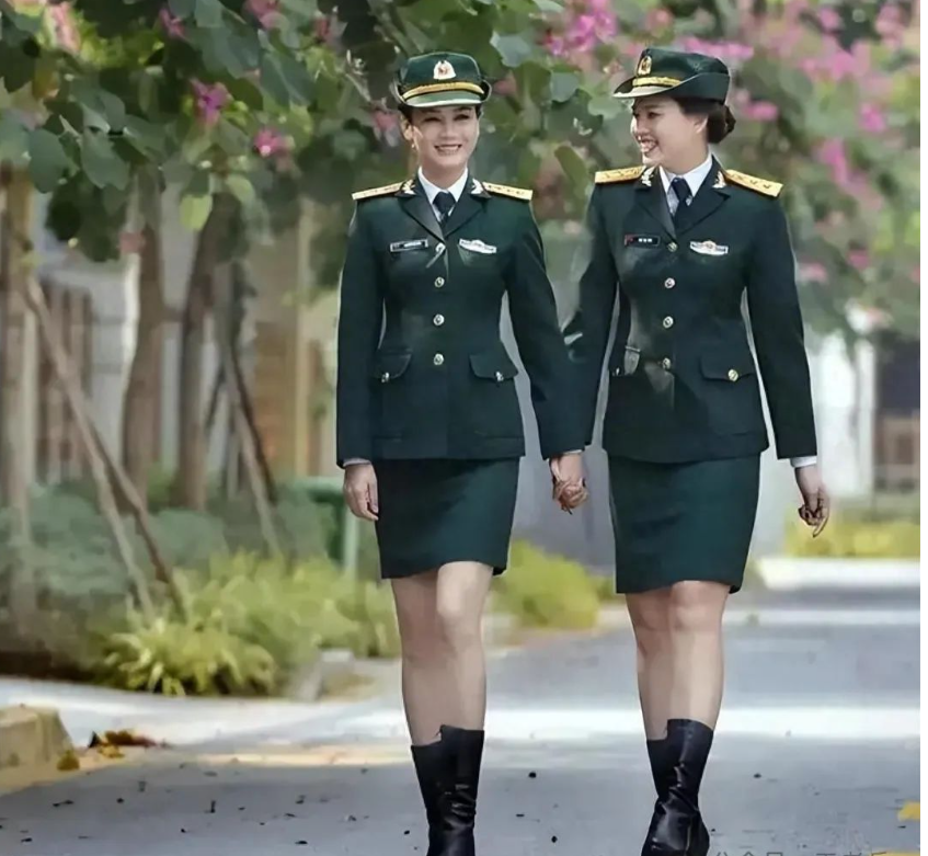 越南2018新式军装图图片