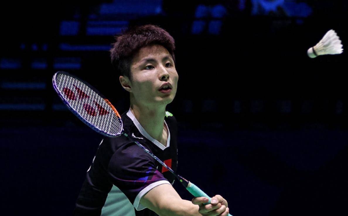 国羽全英打出最差成绩,仅2席进4强,石宇奇伤退_羽毛球_比分_公开赛