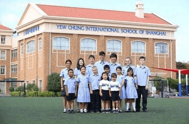 城道步行街,广场,古北1699广场,高岛屋,尚嘉中心周边学校:新虹桥小学