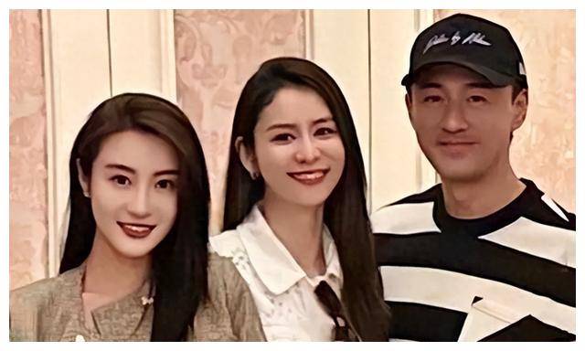 堂兄妹同框情深意浓林峰林夏薇难得贴头亲密关系如爽文剧情