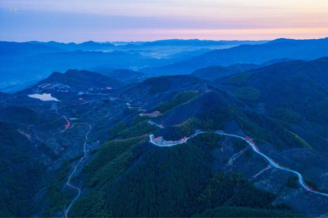 穿越嵊州十八都江,崇山峻岭间风光隽秀,野趣横生却有两个瑕疵