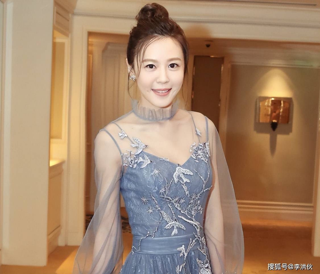 《爱情公寓》"美嘉"的瓜,刚曝出新恋情,数小时后被锤知三当三_李金铭