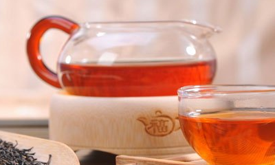 长期喝红茶会对人体有什么影响呢茶艺师说了实话句句在理