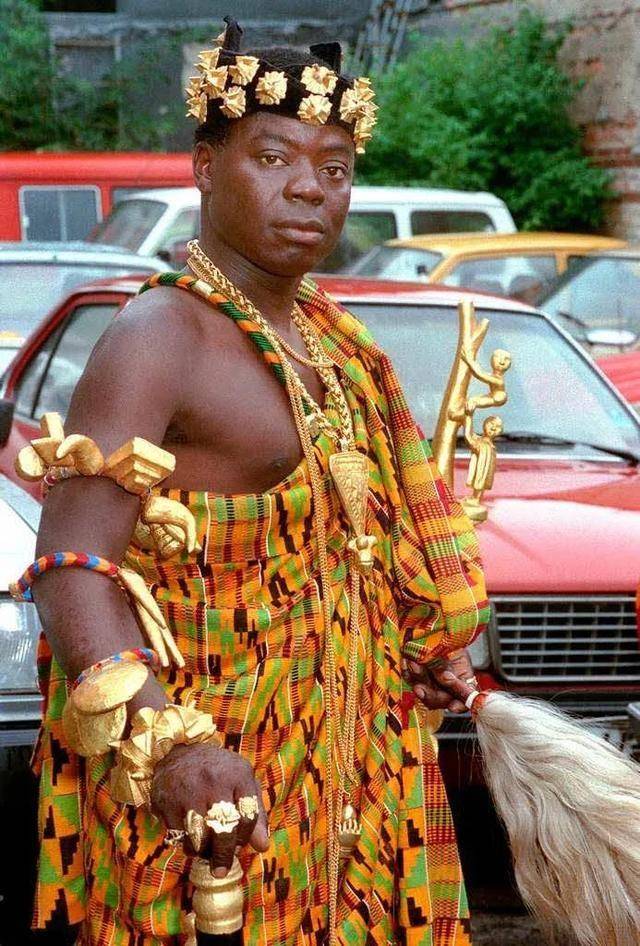 国王:白天修汽车,晚上批奏折,打工30年养活整个国家_德国_西法_班萨