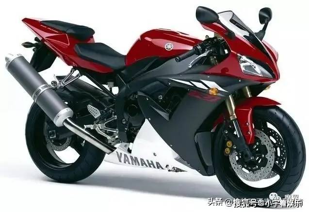 6mm,压缩比高达12.4:1,最大功率变成126.4kw(172匹),车身净