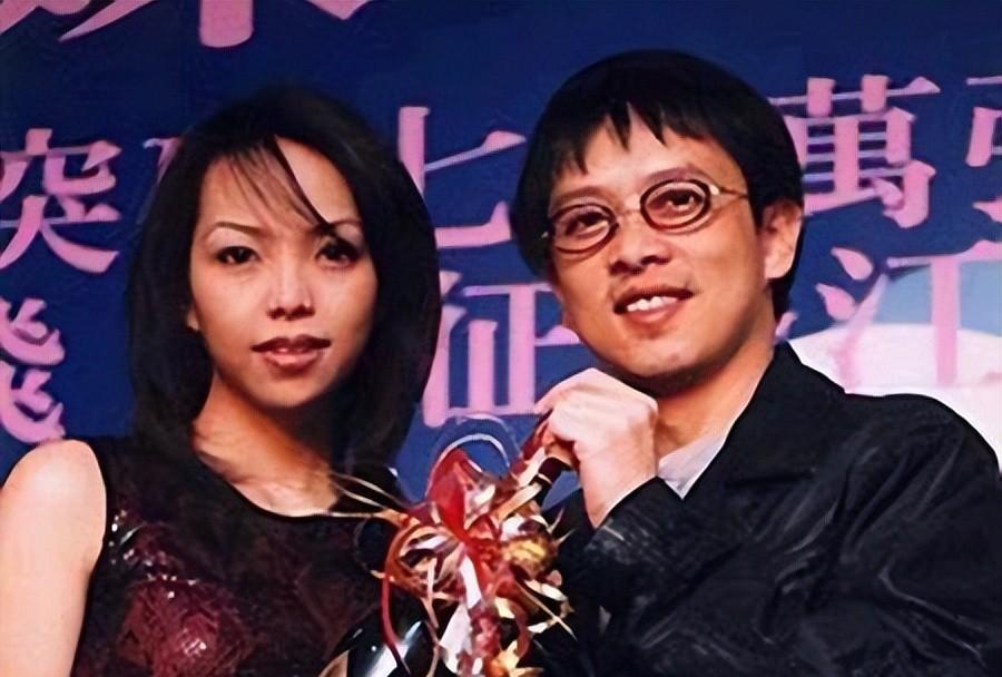 张雨生和妹妹张玉仙遗传了父母的音乐天赋.