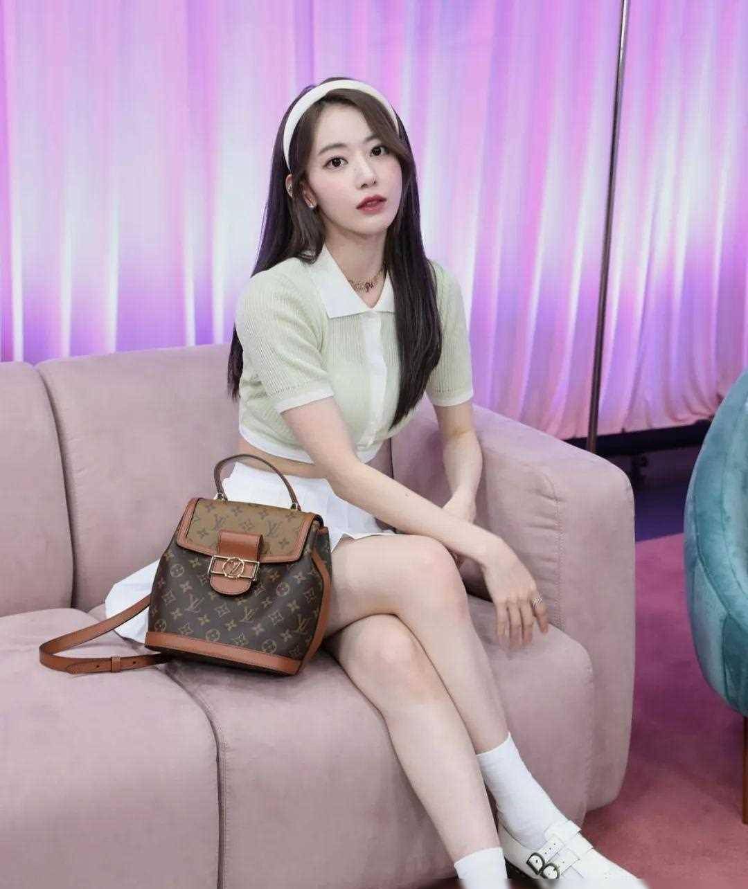 原创那位备受关注的湖人女球迷身份揭晓正是她宫胁咲良