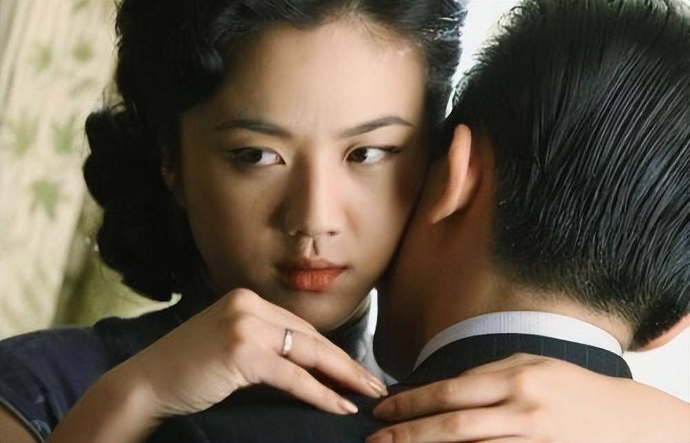 原来这些人都曾是情侣这些明星前任太让人意外了吧