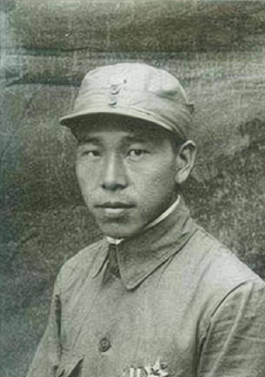 原创丁盛称赞老领导黄永胜打仗就是硬平津战役抢战金汤桥一战就知道