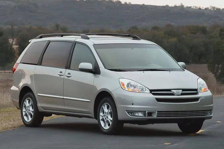 从1997年至2020年,丰田塞纳历经多次换代,凭借出色的产品力以及不断