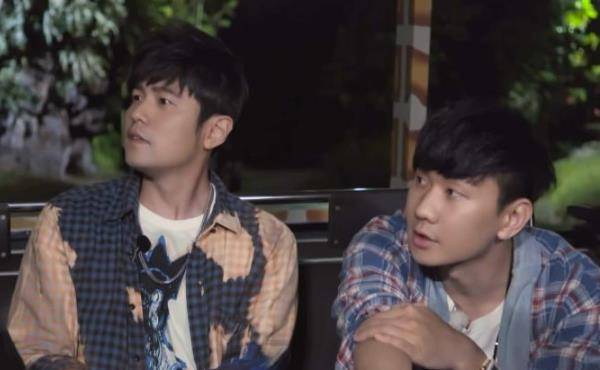 原创周杰伦难得发火亲自下场怼老板上次敢这么做的还是李荣浩