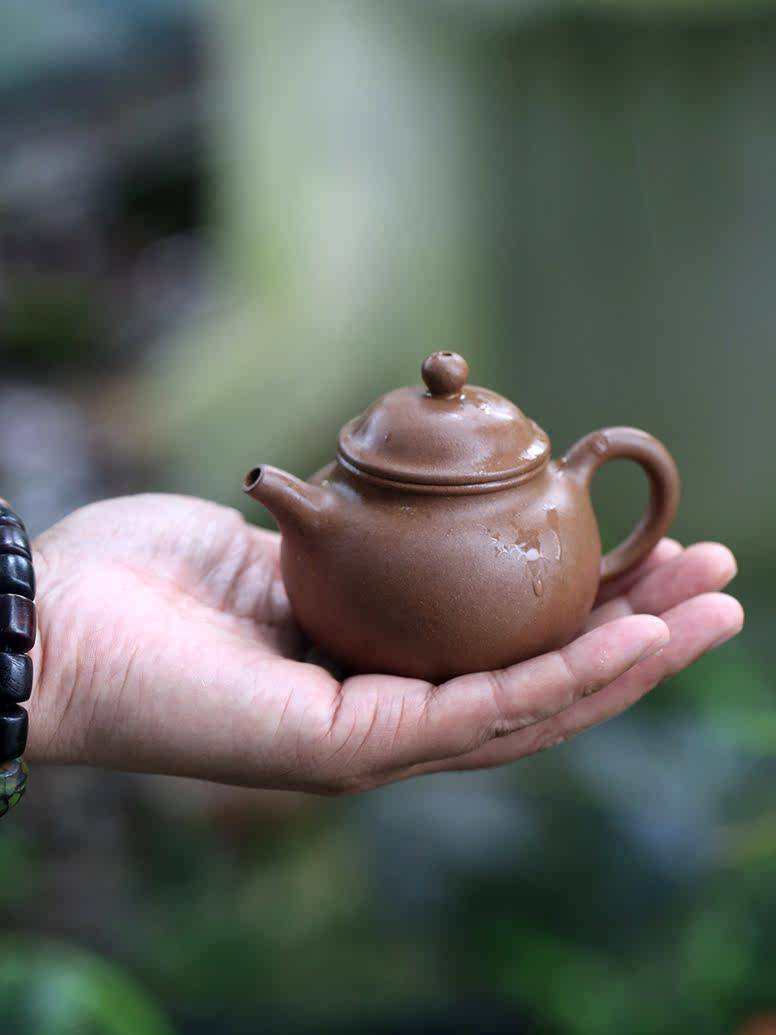 紫砂壶价格的高低是按什么标准来定的