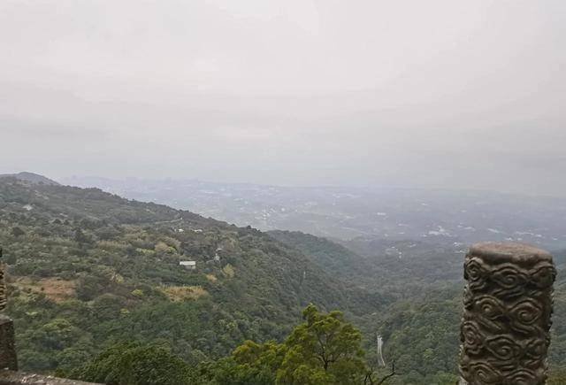 原创于右任葬于台湾大屯山上正好可西望大陆