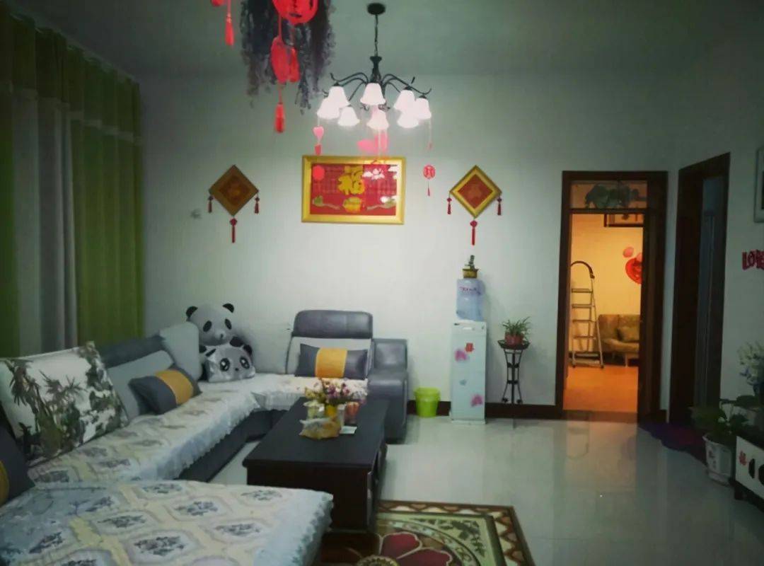 农村自建房,老公亲自装修的婚房,不够豪华但宽敞温馨住得舒坦