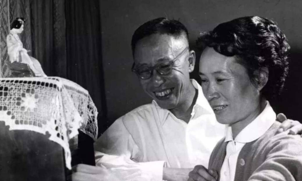 溥仪最后的岁月:被童仆写八封信斥责,求医生救命,想给国家做事_李玉琴