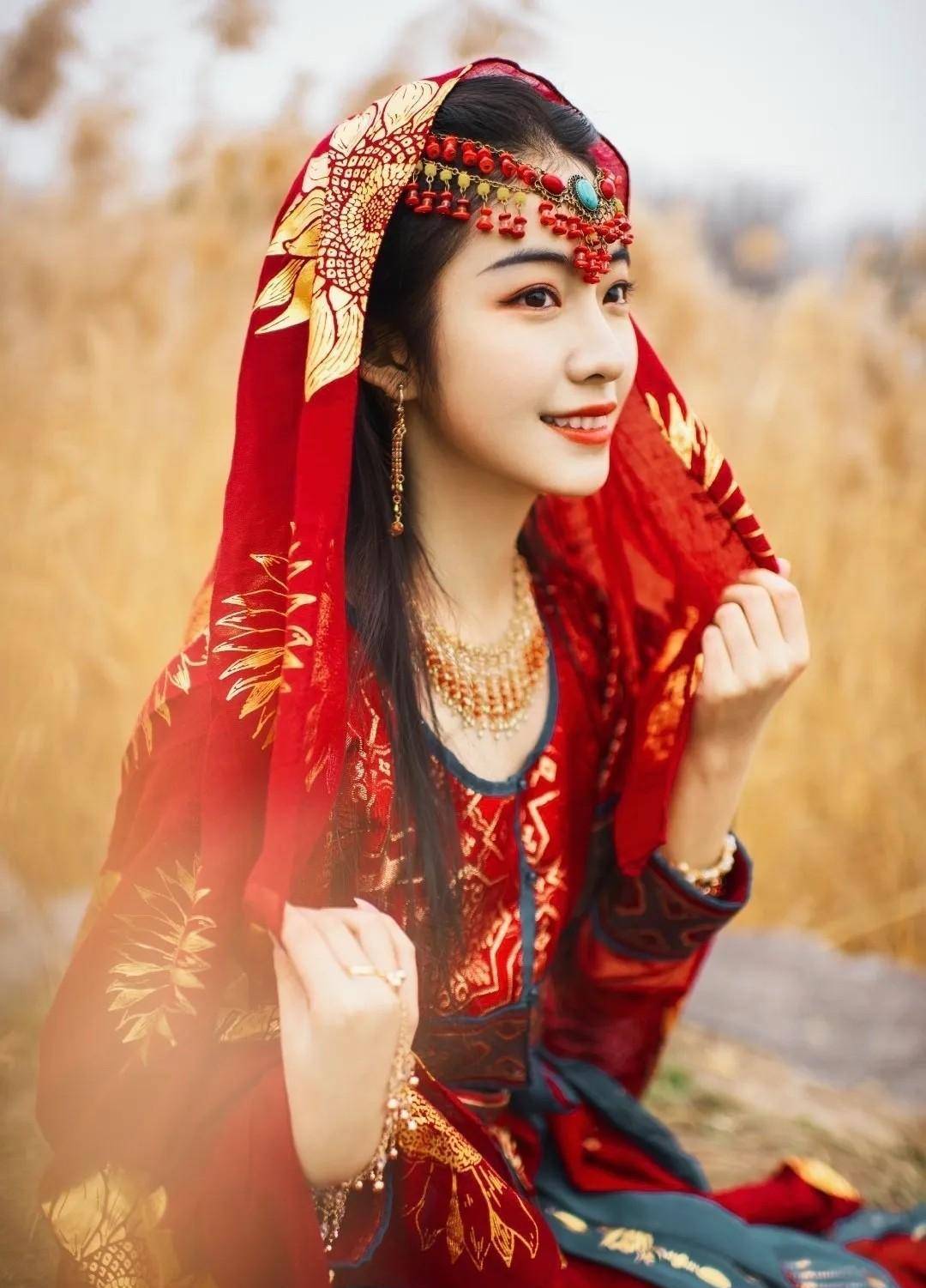 2,楼兰美女的神秘之处个人认为,在人类掌握时空穿越技术之前,楼兰公主