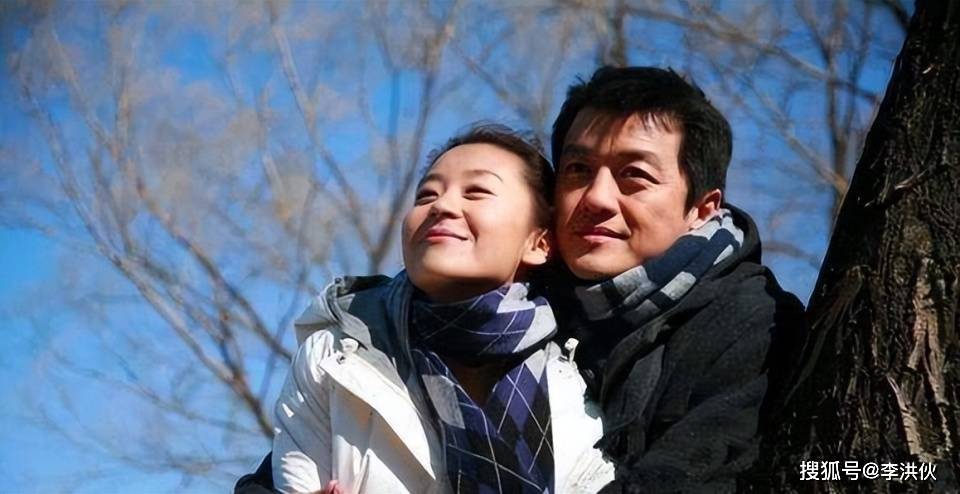 纵观李亚鹏数段感情,她最适合当老婆_王菲_瞿颖_周迅