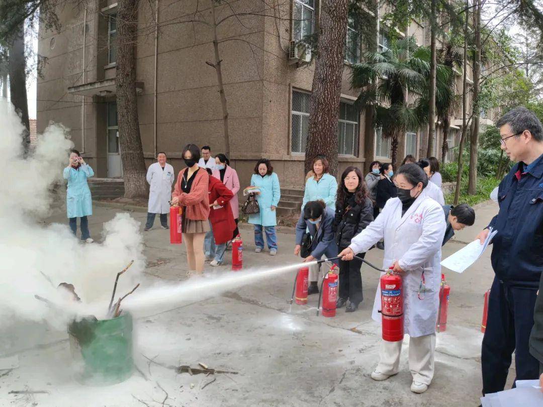 原创宝钛医院开展消防安全知识培训及消防安全应急演练