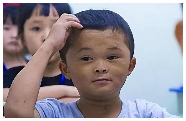 小马云回归大众年满17岁触动人心引发热议