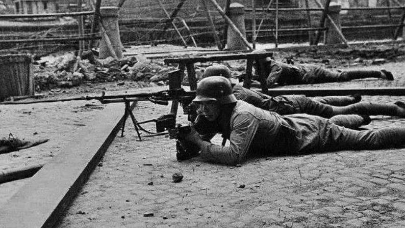 淞沪会战:数十万军人视死如归,用鲜血证明中国不会亡_日军_国军_战略