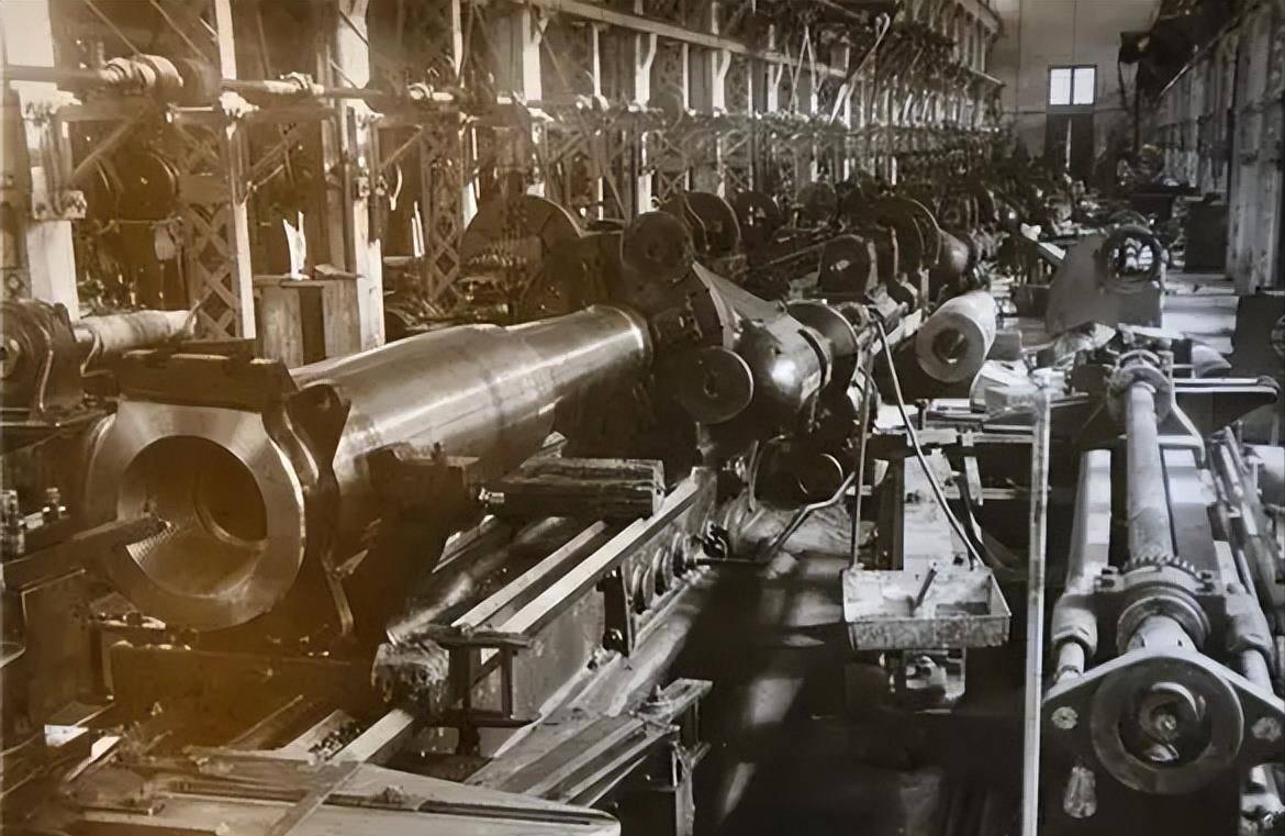 巅峰时期东北的各兵工厂每月能生产4000支步枪,40挺轻机枪,100挺重