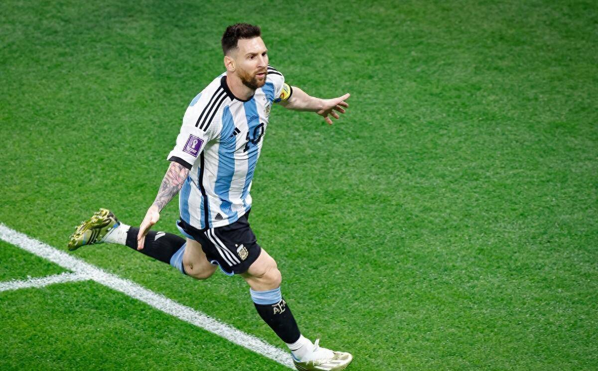 赔率高居第五梅西要得到2024年的金球奖需要满足哪些条件