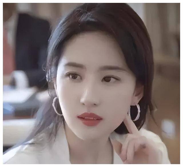 36岁的刘亦菲,为何孤独终老?想迎娶她的众人,难道心中藏秘密?