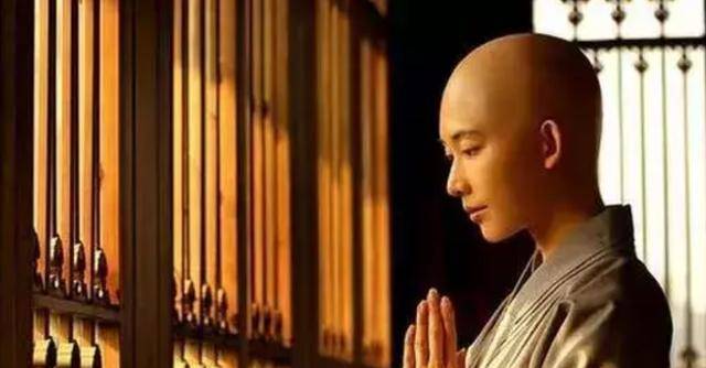 原创他13岁出家15岁考入著名佛学院本科23岁成为中国最年轻住持