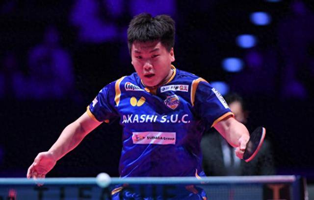 前国乒世界冠军郝帅闪耀赛场!3 比 2 力挫张本智和,激情对决