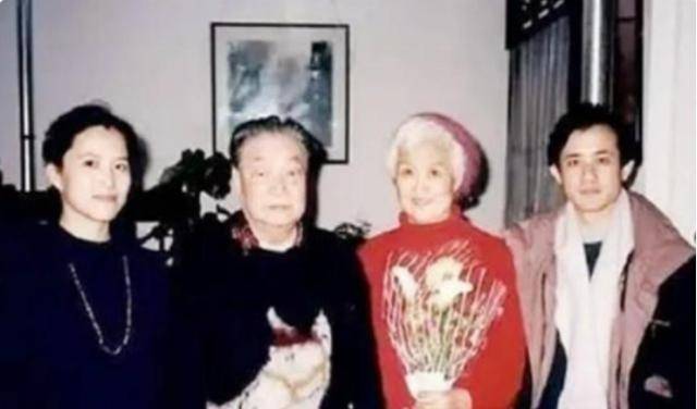 丈夫成为台湾首富50岁的杨娇却带3千元赴美打工分居至死