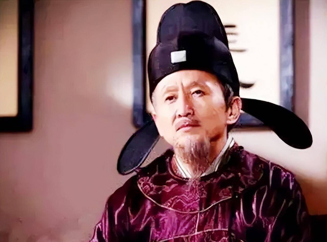 唐中宗李显一生大起大落影响因素探析