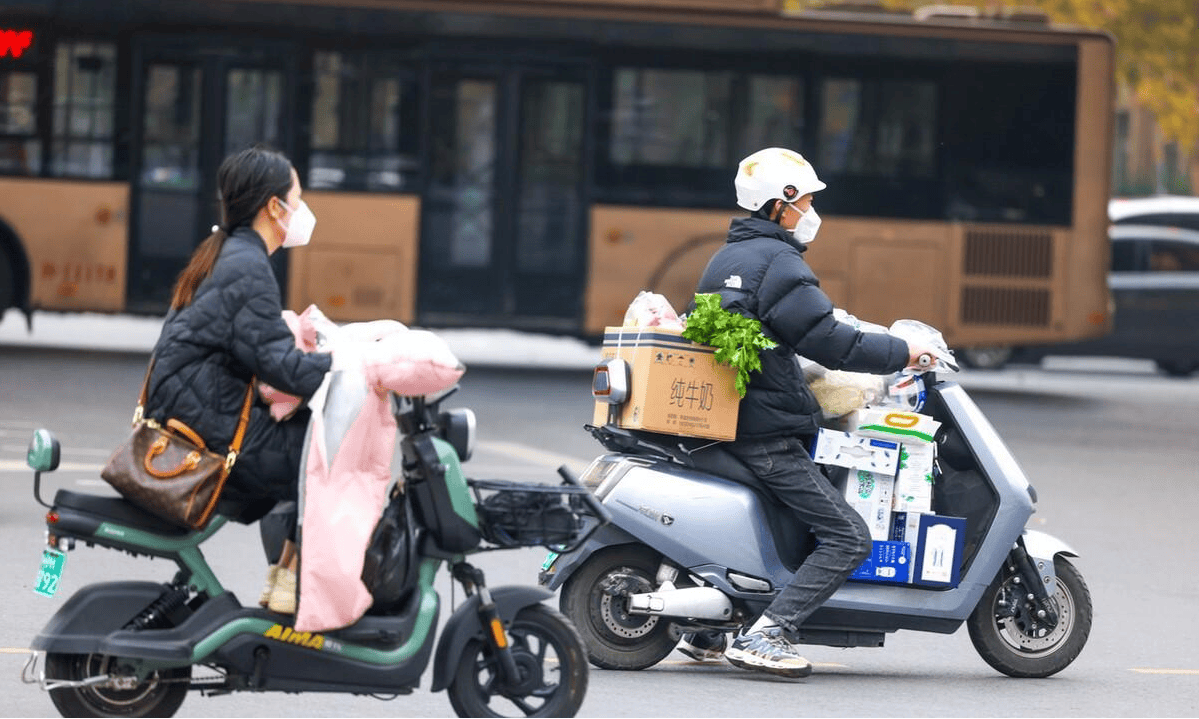 不到一个月,江苏一大批超标电动车或将不能骑了,上路变化告诉你