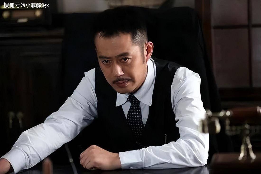 再加上他在《重案六组3》中饰演"王显民"而大火,事业迎来高峰期.