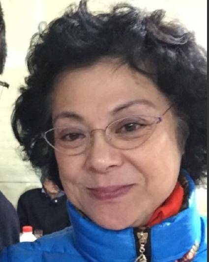 《外来媳妇本地郎》当中饰演苏妙婵母亲的卢秋萍,年轻时十分惊艳_粤剧