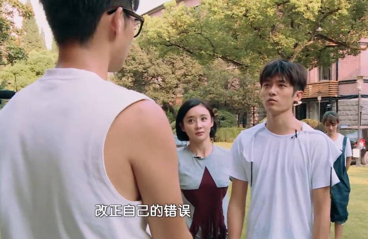 张含韵的男朋友竟然是佟梦实谈恋爱谈了3年了