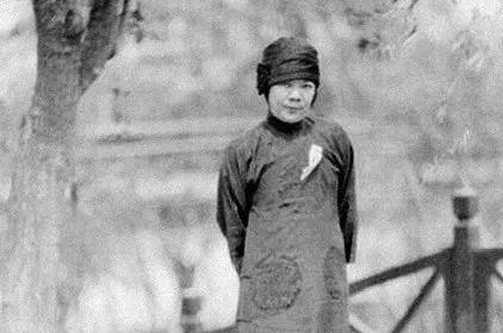 一条街以她命名,外孙女是赫赫有名的明星_任务_教育_汪精卫