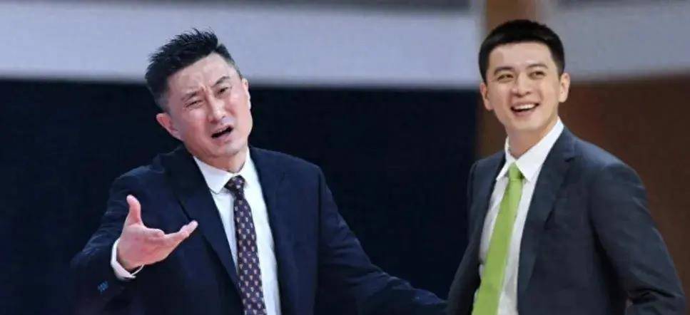 原创胡明轩245辽宁25分惨败广东威姆斯2296